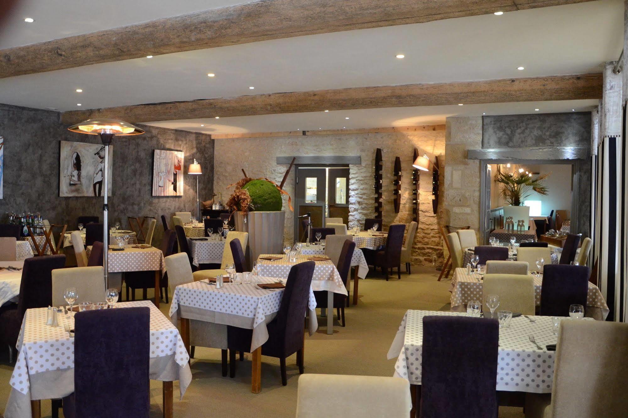 Logis Hotel-Restaurant Saint Romain อองส์ ภายนอก รูปภาพ